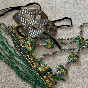Bundle of Mardi Gras Beads & Masks - VGC
